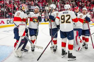 Téměř 100 bodů a stejně nic? NHL play-off má obrovský problém