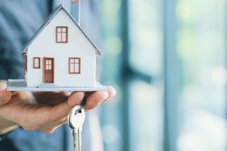 Tisíce Čechů s hypotékou mění banky - Novinky