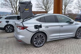 Elektromobilů v nabídce bazarů přibylo, ale pořád jich je jen zlomek - Novinky