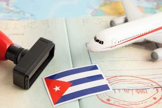 Někdy ani platný cestovní pas do zahraničí nestačí - Novinky