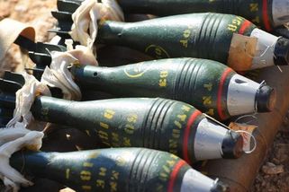 Video: Rusové si mysleli, jak dobře munici pod zemí ukryli. Ukrajinci jim jedním úderem celý sklad odpálili