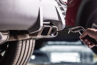 EK navrhuje roční kontroly starších aut, digitální dokumenty a nové emisní kontroly - Novinky