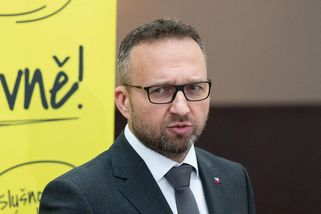 Marian Jurečka vytáhl sliby o důchodech a vzkázal: Senioři si zaslouží víc