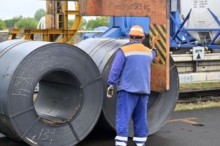 Česko loni dovezlo historicky rekordní množství oceli z Ruska