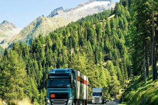 Mzda řidiče kamionu v Česku a Švýcarsku bez příkras - Portál řidiče