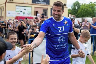 Čtyřikrát Baroš na jednom hřišti! Legenda Baníku má velké plány - Sport.cz