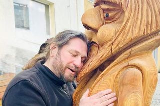 Centrum Blanska ozdobily sochy připomínající pověsti Moravského krasu