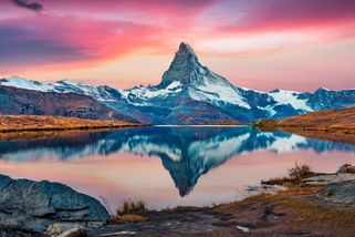 Deset hodin jízdy. Jen tak málo dělí Prahu od nejromantičtější destinace světa ve Švýcarsku - Novinky