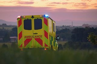 „Naučili se to říkat správně, abychom museli vyjet.“ Sanitky vyrážejí zbytečně - Seznam Zprávy