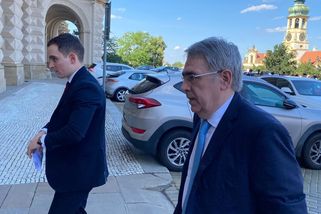 Putinův velvyslanec na koberečku. Vrazi dětí jsou odpad lidstva, vyslechl si - Seznam Zprávy