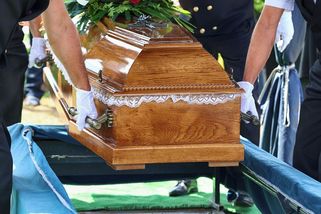 Klient zemřel, rodina nenašla smlouvy od domu. Jak Češi přicházejí o peníze - Seznam Zprávy