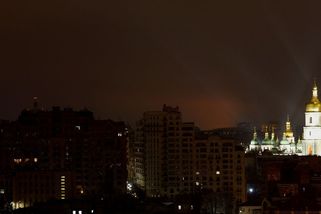 Rusko zahájilo invazi na Ukrajinu. Na města dopadají rakety - Novinky