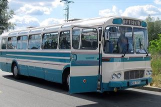 Když Chalupáři jezdili autobusem: Které typy se objevily v legendárním seriálu?