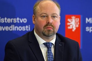 Vláda couvá od zákona o neziskovkách. Žádný předpis nechystá, říká Tejc