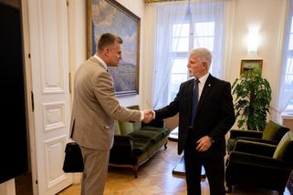 Prezidentské volby: Pavel je favorit, Turek sázkovým hitem. V první pětce jen jedna žena