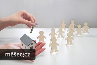 Češi si myslí, že nejlepší investicí je nemovitost. Podle experta je to mýtus