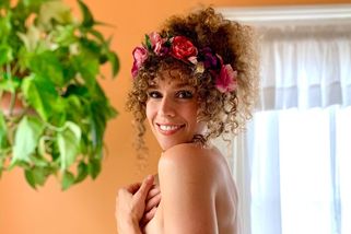 Galerie naháčů. Tihle lidé oblečení nesnáší - Proženy.cz