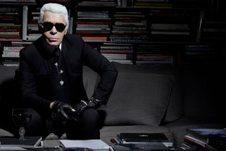 Živí mrtví? Módní návrháři, jejichž odkaz září dál - Proženy.cz