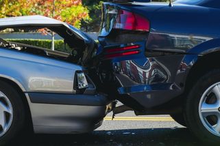 Nabourali jste? Slavia pojišťovna nabízí vyplacení škody na auto už druhý den