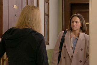 Vanda se nečekaně vrací do Ulice. Zkusí obnovit mateřské pouto s Esterkou • Filmožrouti.cz