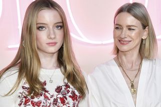 Naomi Watts se chtěla pochlubit dcerou Kai (15): Hezké, ale mimořádně nesympatické děvče, hodnotí ji lidé - Super.cz