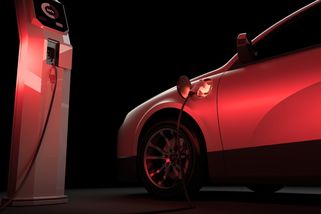 Evropa zaspala elektrickou revoluci a obětovala svou bezpečnost - Médium.cz