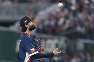 Japonci z něj šílí. Přitom jsem obyčejný kluk, říká česká hvězda baseballu - Seznam Zprávy