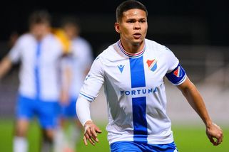 Ewerton přispěl neuvěřitelnou trefou přes půl hřiště k výhře Baníku nad polským mistrem - Sport.cz