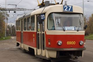 Nejkrásnější oči Prahy. Česká tramvaj T3 vládla světu třicet let, žádné jiné se nevyrobilo víc - Médium.cz