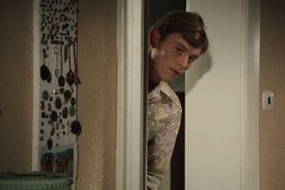 Kvíz: Jen 1 z 10 Čechů zvládne rozpoznat 10 známých filmů podle jediné věty