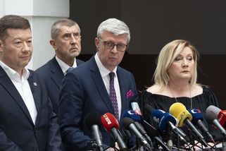 Jan Urban: Vláda oslů je reakcí na neschopnost demokracie — HlídacíPes.org