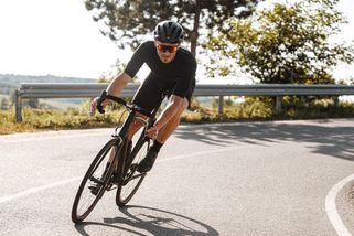 Předjíždění cyklisty na plné čáře: zákon, výjimky a zdravý rozum - Žádný špeky - Články na Seznamu