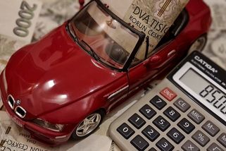 Nabídl jsem absolventovi 50 tisíc nástup, ale on chtěl „3K“. Když jsem zjistil, co to je, vyrazil jsem s ním dveře