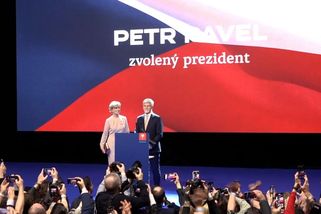 Komplet sečteno. Vítězem prezidentských voleb je Pavel - Novinky
