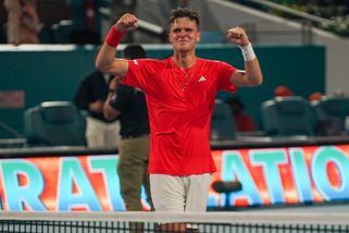 Menšík zdolal Girona a míří v Indian Wells za nejlepším výsledkem kariéry