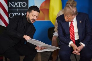 „Zelenskyj nemohl být milejší.“ Trump s ním mluvil o „malém problému“ Ukrajiny - Seznam Zprávy