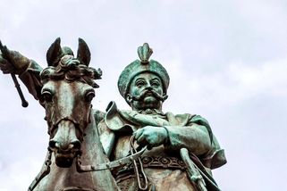 Blamáž ve Vídni. Král zachránil město před Osmany, ale s pomníkem je problém