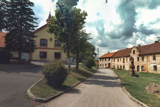 Testování ve škole rozhádalo na Kladensku učitele, rodiče i obec - Novinky