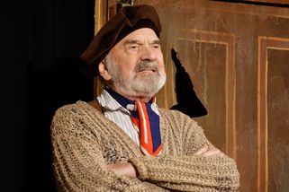 Humor pro lidi, kteří dávali ve škole trochu pozor. Zdeněk Svěrák slaví 90 let - Seznam Zprávy