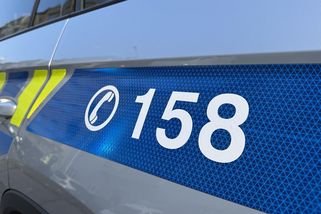 Zazvonil a představil se jako vyšetřovatel vražd. Muž v Budějovicích dal podvodníkovi 20 tisíc - Novinky