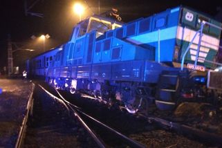 Provoz na trati z Tábora do Bechyně se po vykolejení vlaku obnoví nejdříve v pondělí - Novinky