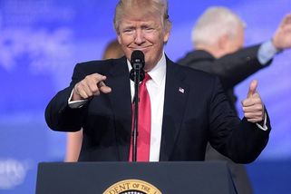 USA zatím nedokázaly íránský režim porazit. Trump se přesto brzy opět prohlásí vítězem - Médium.cz