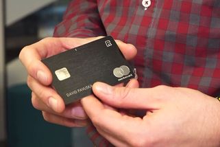 Přehledně: Co je to karta Revolut a lze s ní ušetřit na dovolené? - Seznam Zprávy