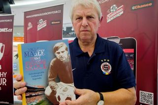 Políbil čuníka a dal gól. Legenda Sparty a hrdina z Chile slaví - Seznam Zprávy