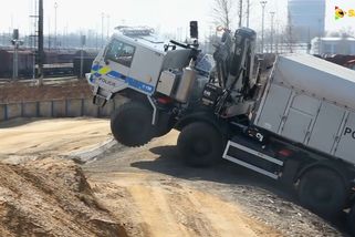 Tatra Force pro Pyrotechnickou službu Policie ČR na testech v Ostravě | Tatra 100x jinak!!!