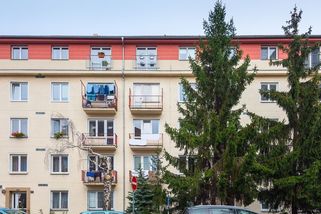 Statisíce bytů změní během deseti let majitele. V menších městech to může otřást cenami - Novinky