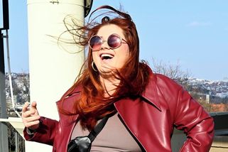 Zpěvačka Elis Mraz prozradila i pohlaví miminka, které čeká s budoucím lékařem