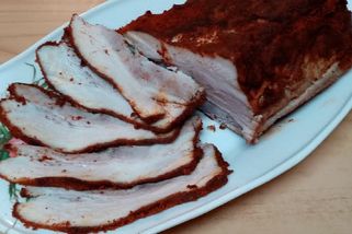 Můj paprikový bůček má jeden efekt: Všichni se ptají, kde jsem ho koupila. A když zjistí, že je domácí, hned loudí recept