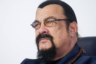 Steven Seagal prodává předražený dům vedle rezidence Vladimira Putina