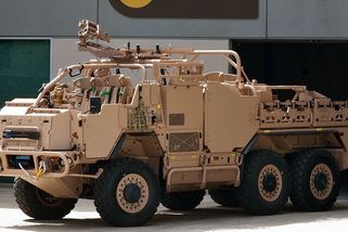 Černochová chystá miliardový nákup vozů Supacat pro speciální síly. Transparentnost kulhá - Novinky